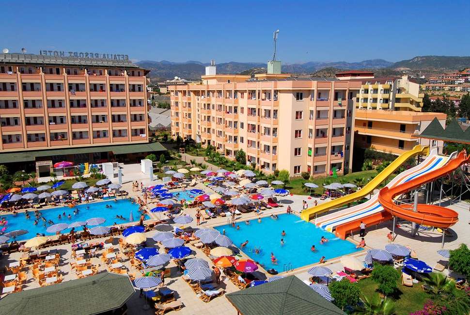 Een foto van het zwembad bij Xeno Eftalia Resort