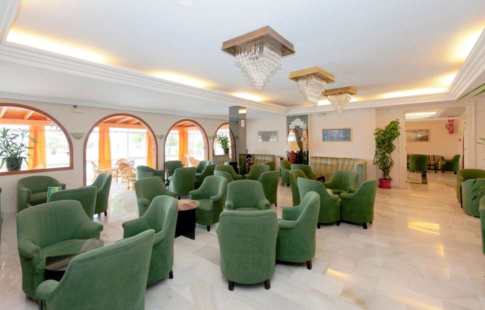 Een foto van het interieur van Hotel Nerja Club & Spa