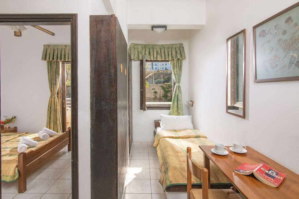 Ein Foto Iliostasi Beach Apartments