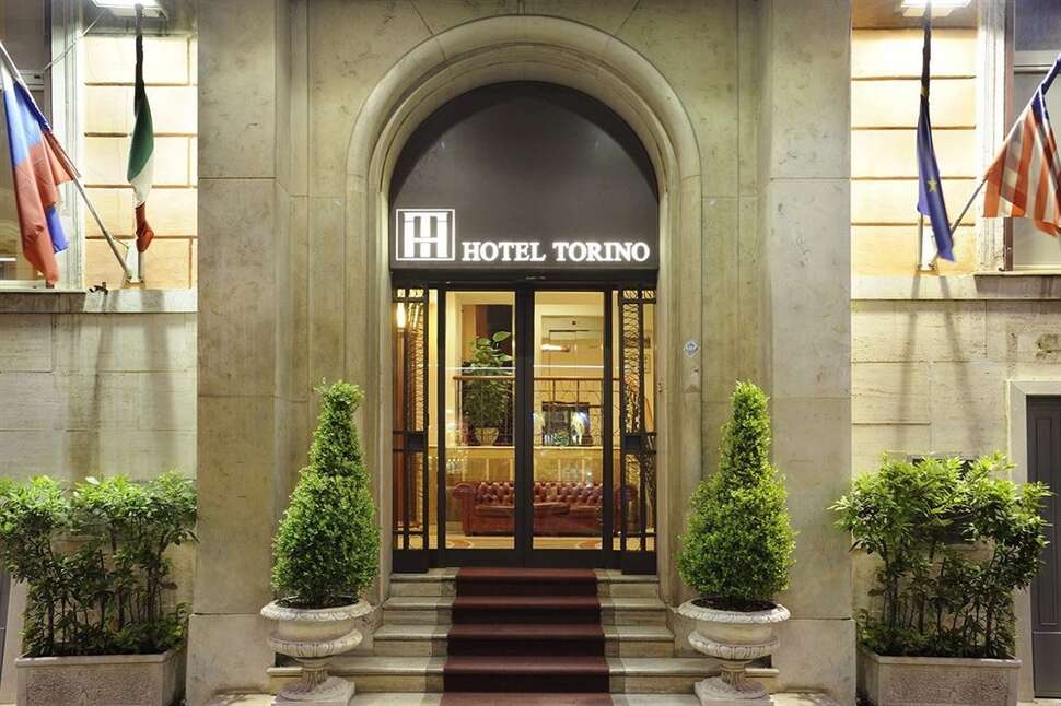 Ein Foto von der Außenansicht des Hotel Torino