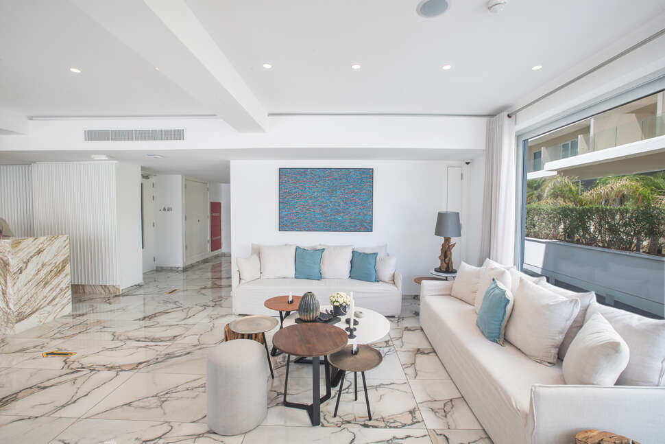 Een foto van het interieur van Kokkinos Boutique Hotel
