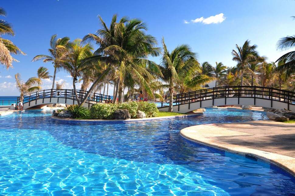 Een foto van het zwembad bij Grand Oasis Cancun