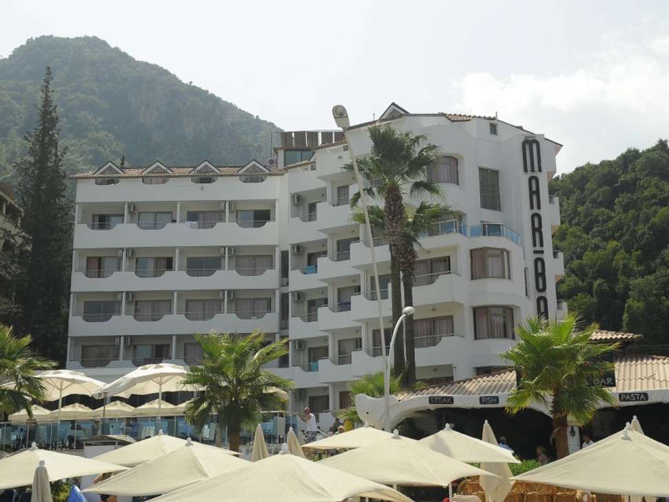 Een foto van de buitenkant van Marbas Select Beach