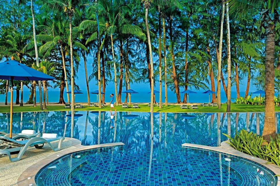 Een foto van Outrigger Khao Lak Beach Resort