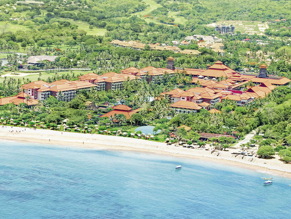 Een foto van de buitenkant van Ayodya Resort Bali