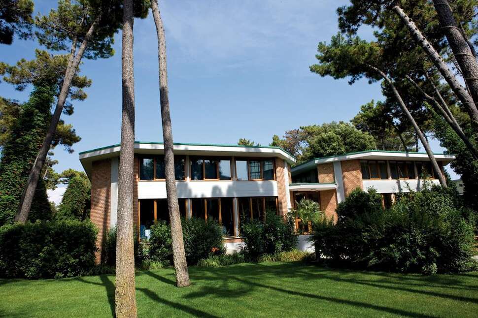 Ein Foto von der Außenansicht des TH Tirrenia Green Park Resort