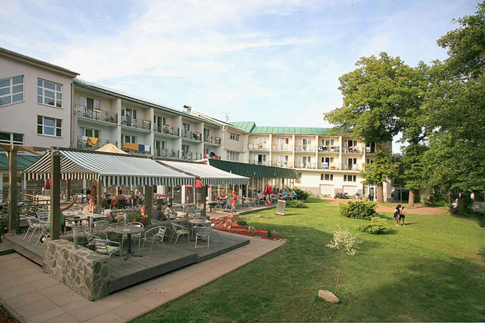 Een foto van de buitenkant van Hotel Riviera