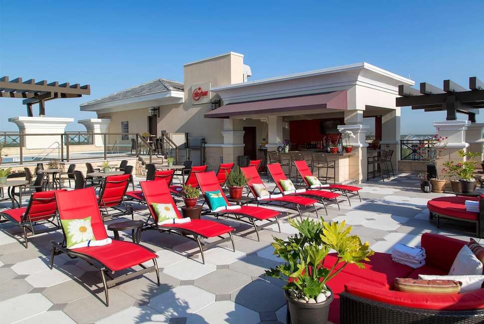 Ein Foto Ramada Plaza by Wyndham Orlando Resort & Suites Intl Drive