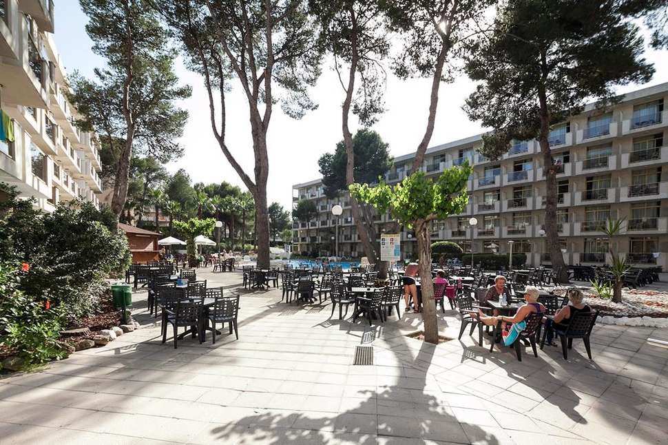 Een foto van de faciliteiten bij Hotel Best Sol d'Or