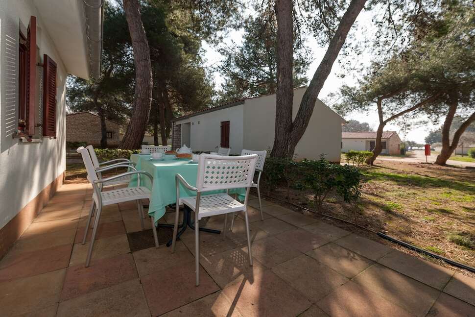 Een foto van het terras bij Resort Villas Rubin