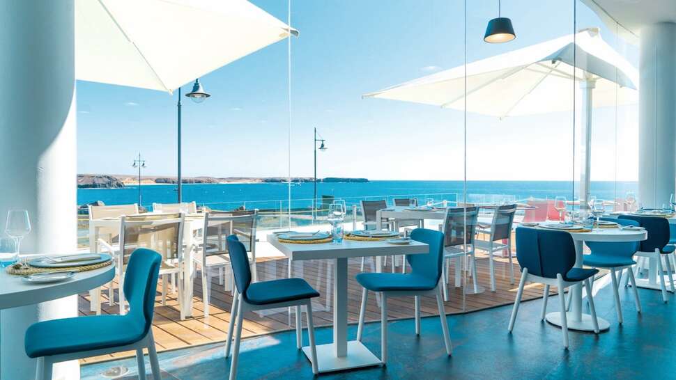 Een foto van de faciliteiten bij CalaLanzarote Suites Hotel