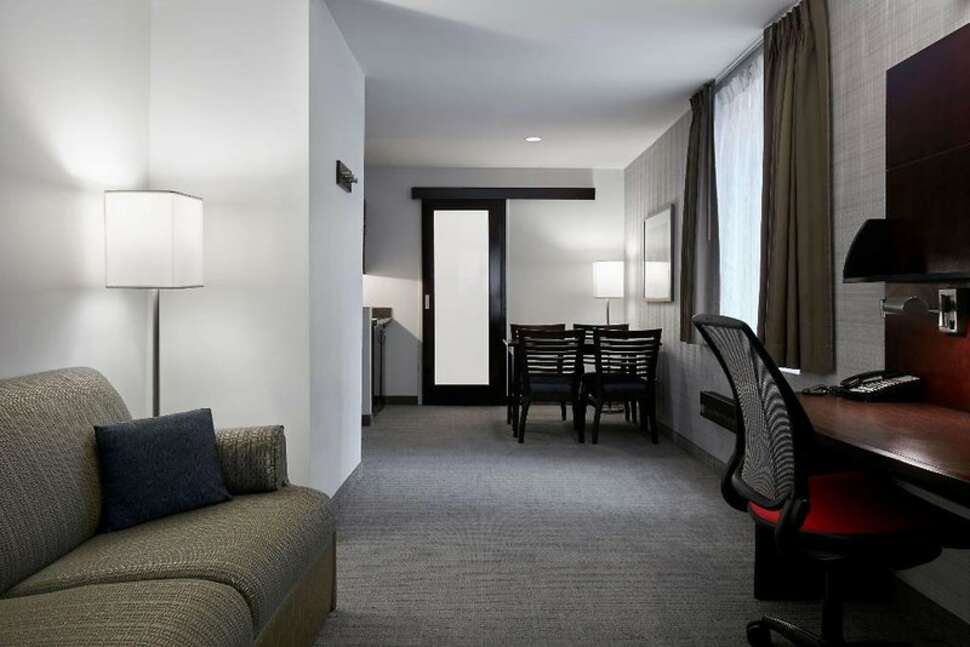Ein Foto DoubleTree by Hilton New York Midtown Fifth Ave