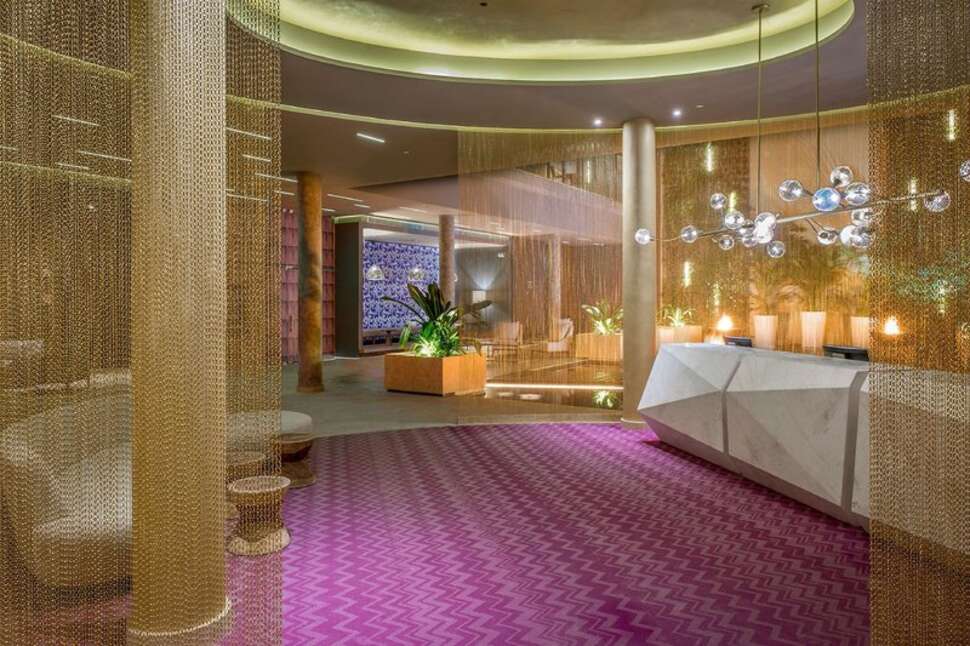 Een foto van The Fives Downtown Hotel & Residences Curio Collection by Hilton