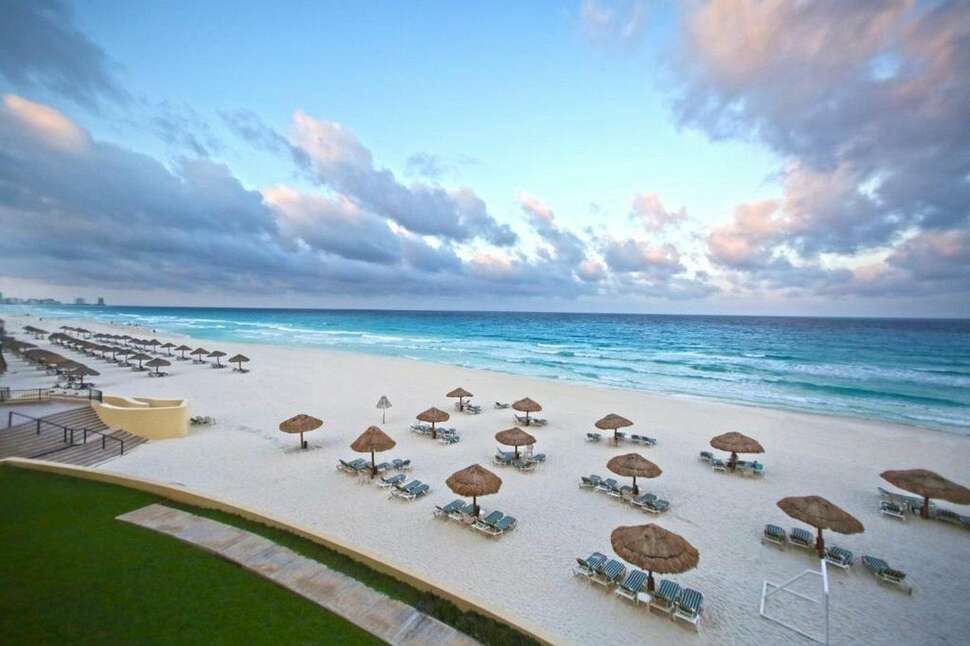 Ein Foto The Royal Sands Resort & Spa