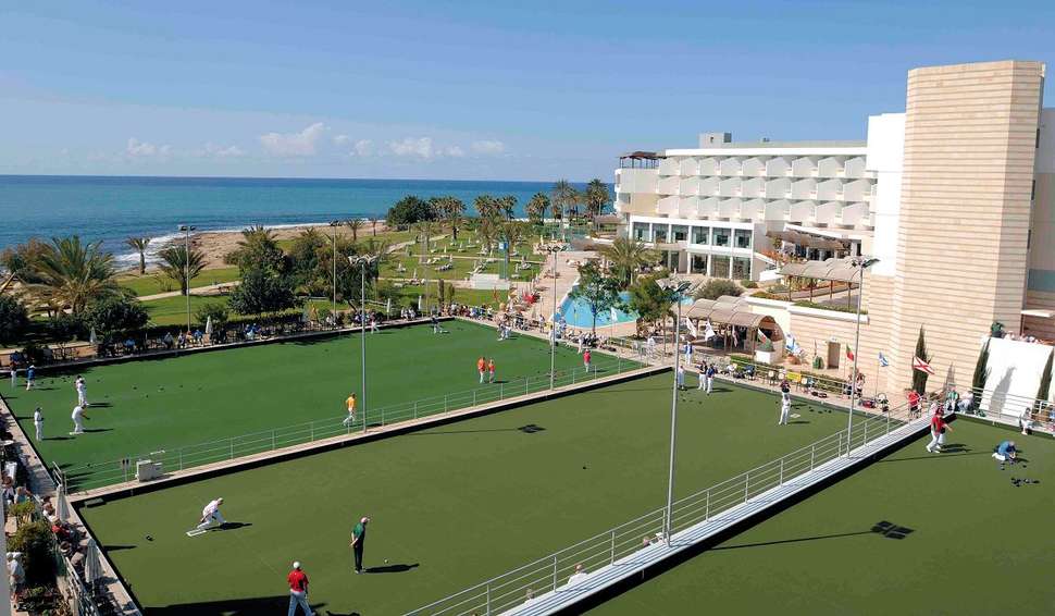 Een foto van de faciliteiten bij Constantinou Bros Athena Royal Beach Hotel