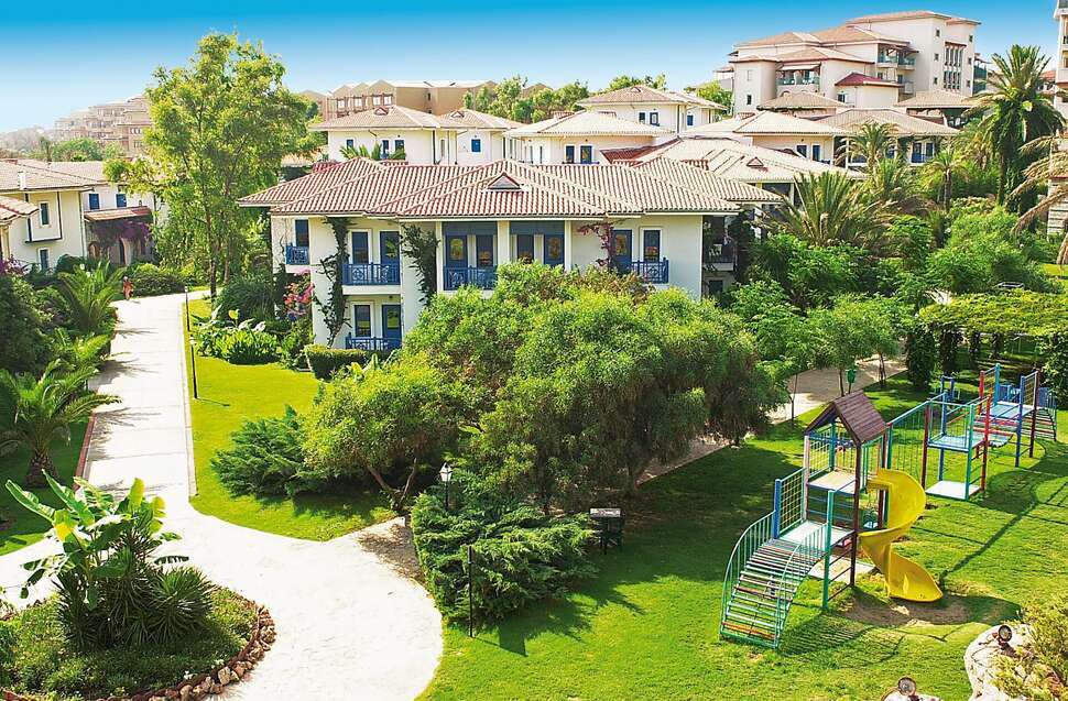 Een foto van de buitenkant van Belconti Resort Hotel