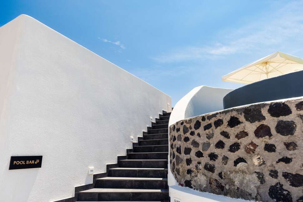Een foto van Danae Suites Santorini