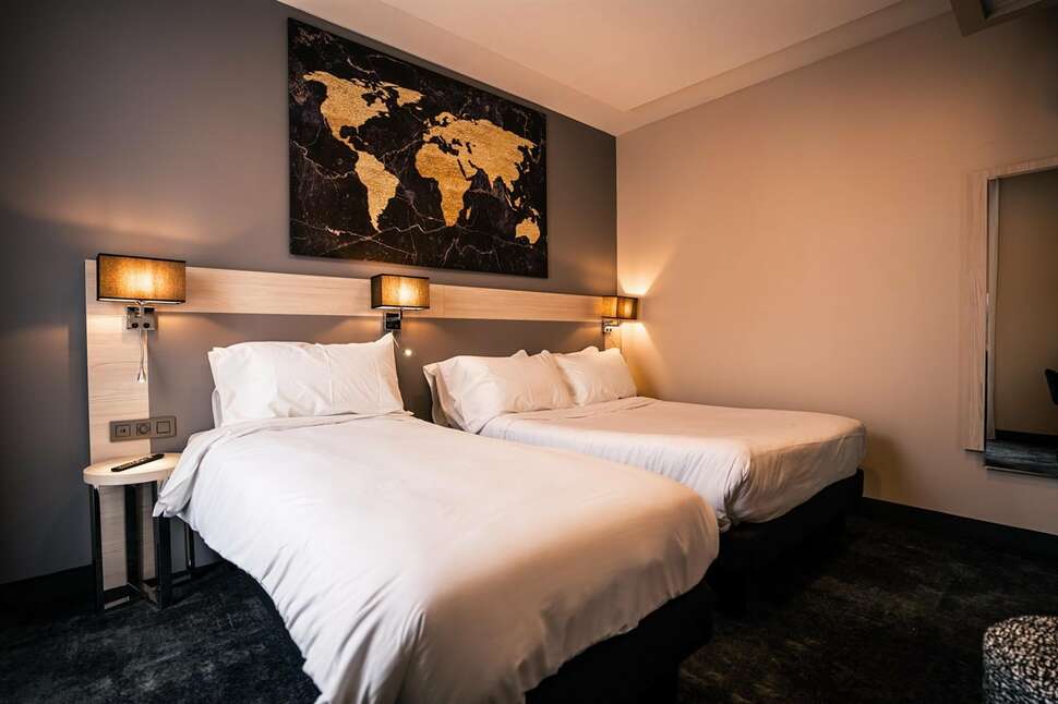 Ein Foto Hotel Univers