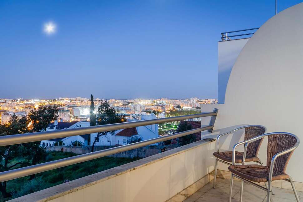 Een foto van B&B Hotel Sado Setubal