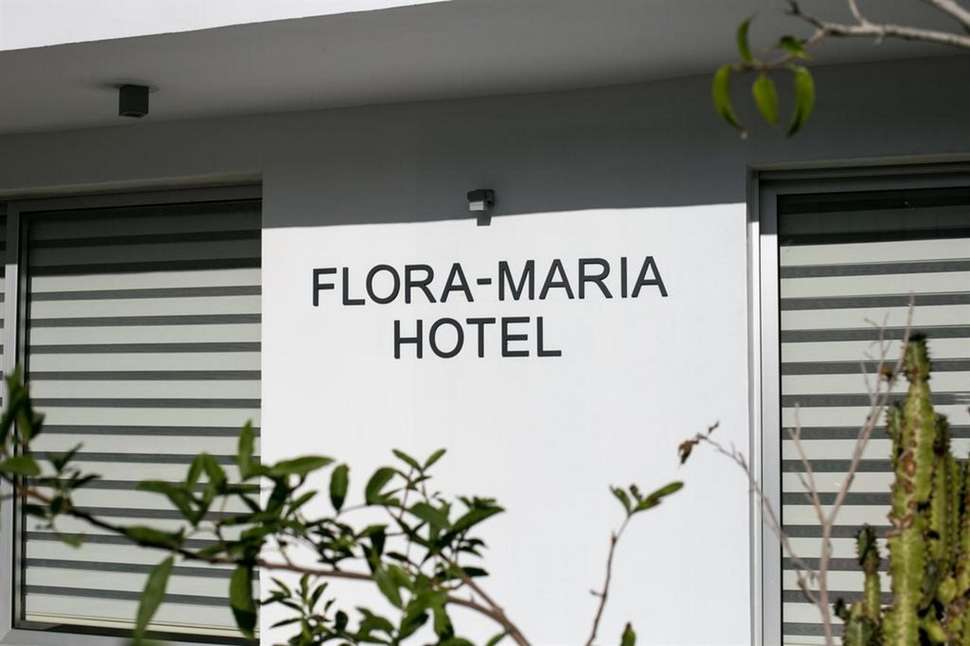 Een foto van de buitenkant van Flora Maria Hotel & Annex