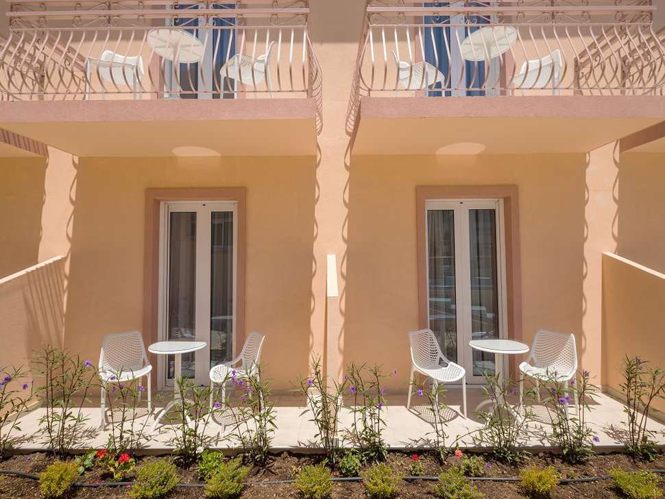 Een foto van de buitenkant van Mary Elen Boutique Hotel