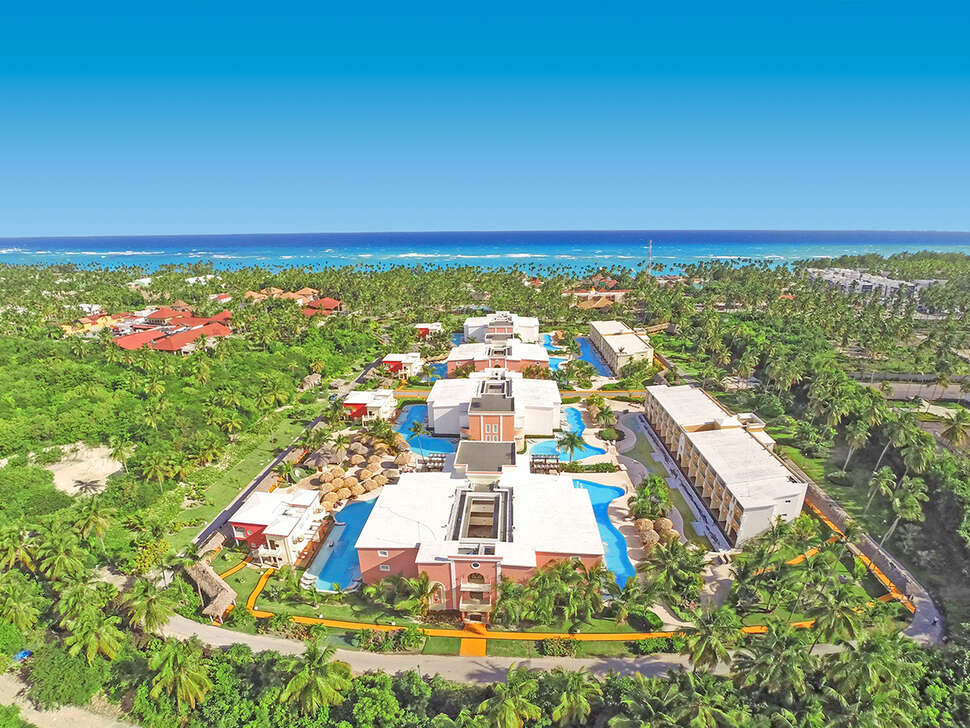 Een foto van de buitenkant van TRS Turquesa Hotel