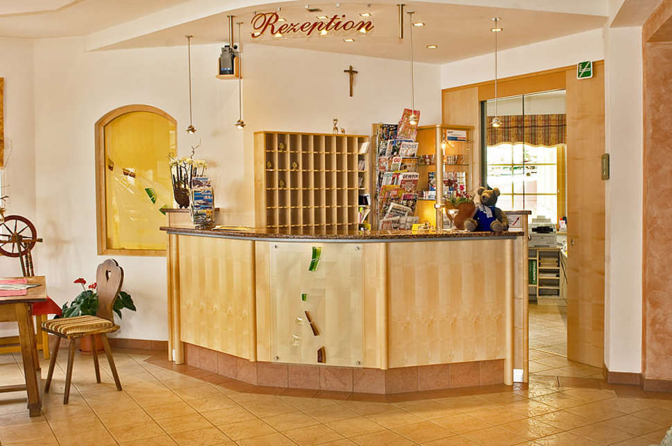 Een foto van het interieur van Familienhotel Berghof