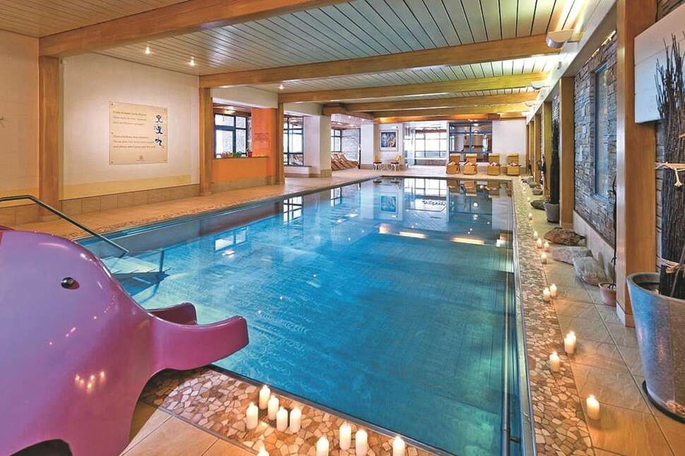 Een foto van het zwembad bij Family Hotel Hinteregger