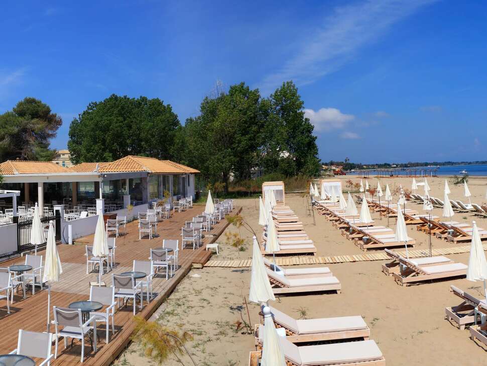 Een foto van het strand bij Cavomarina Beach Hotel