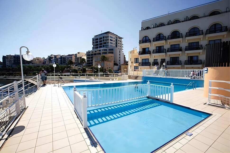 Een foto van Gillieru Harbour Hotel
