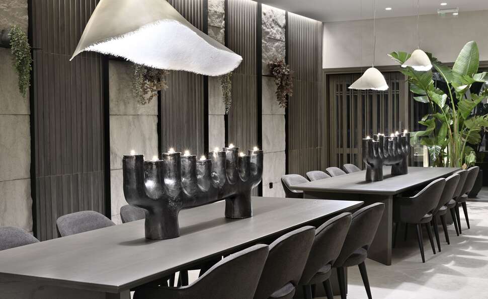 Een foto van het interieur van Aeonic Suites & Spa
