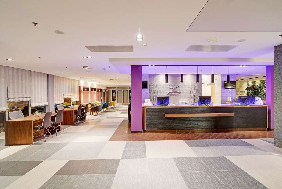 Een foto van het interieur van Hotel Lero