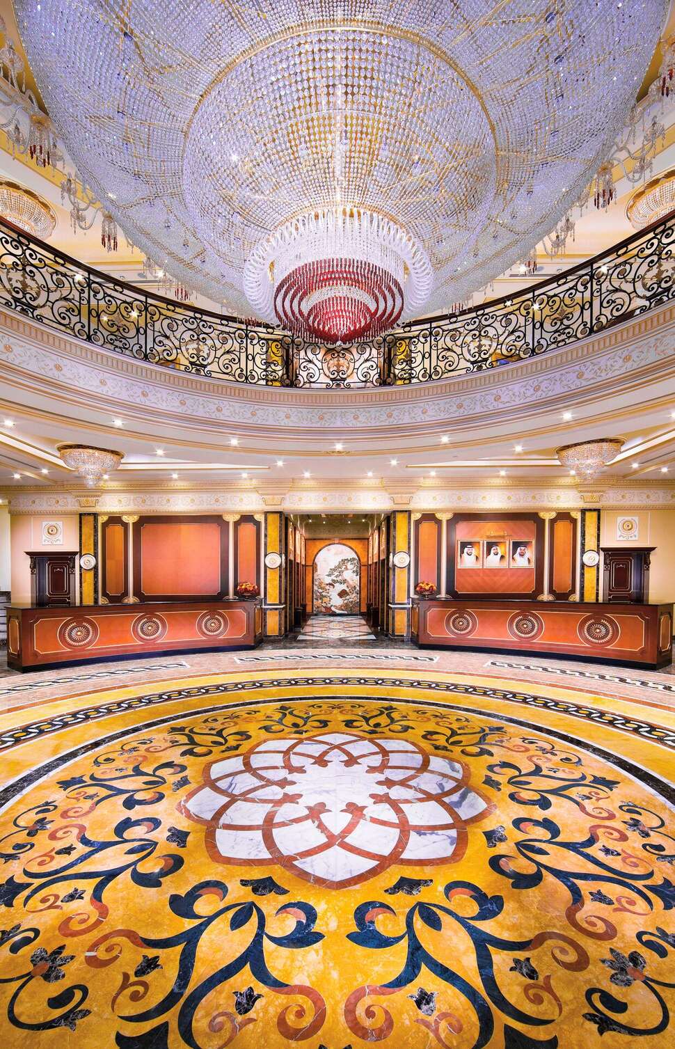 Ein Foto Royal Rose Abu Dhabi Curio Collection by Hilton