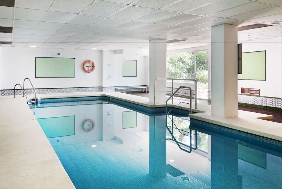 Een foto van het zwembad bij Hotel Palmasol