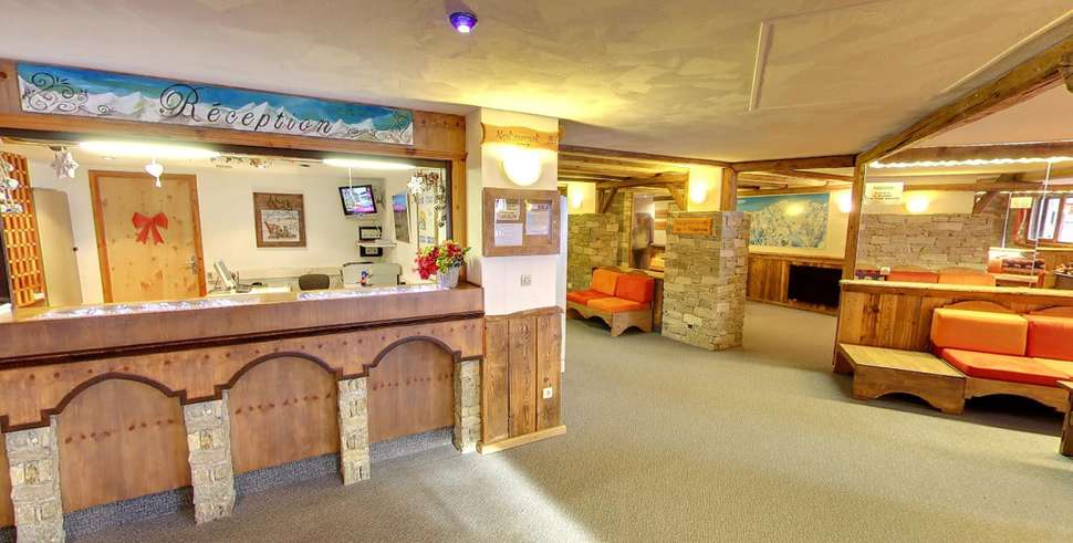 Een foto van het interieur van Residence Le Chamois d'Or