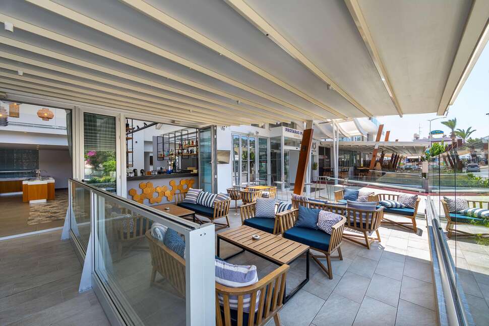 Ein Foto Protaras Plaza Hotel
