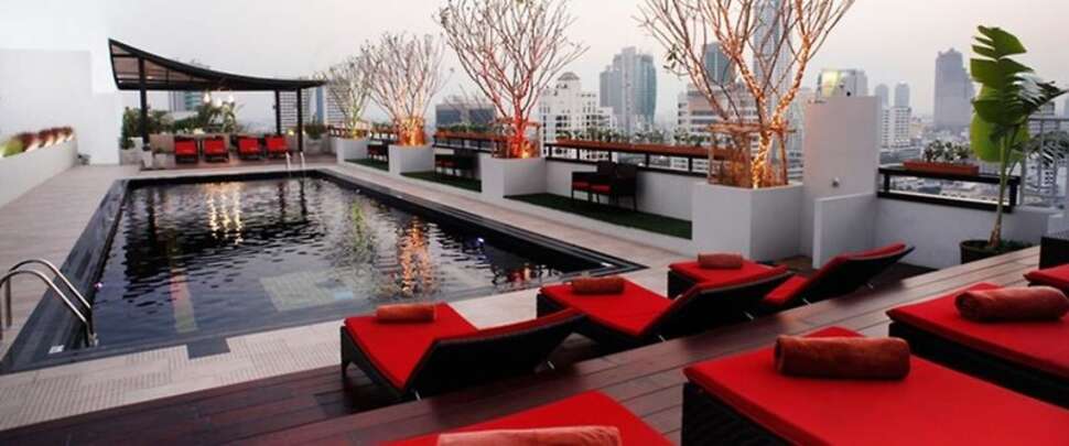 Ein Foto vom Pool im Furama Silom