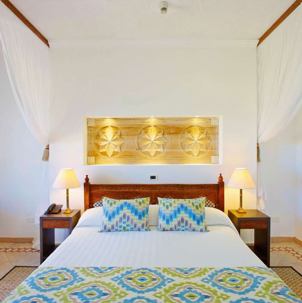Ein Foto Bluebay Beach Resort & Spa