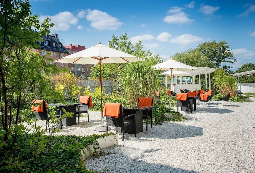 Een foto van het terras bij Elite Hotel Arcadia