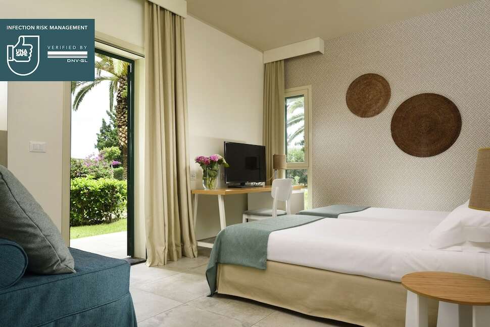 Een foto van Unahotels Naxos Beach