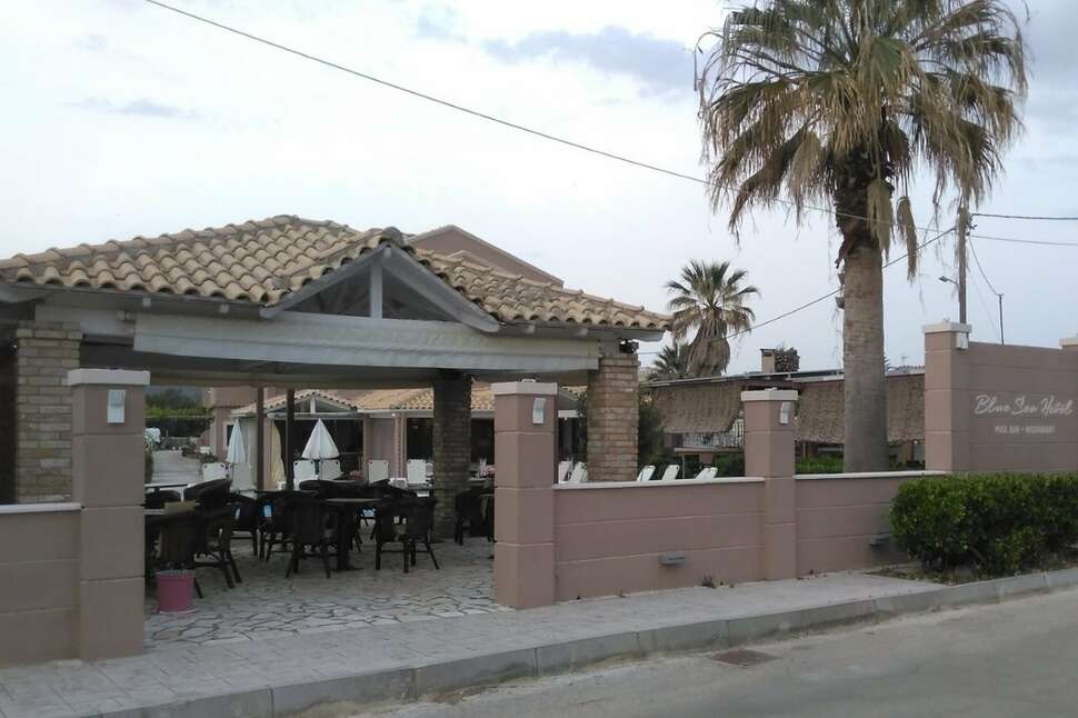 Een foto van het terras bij Hotel Blue Sea