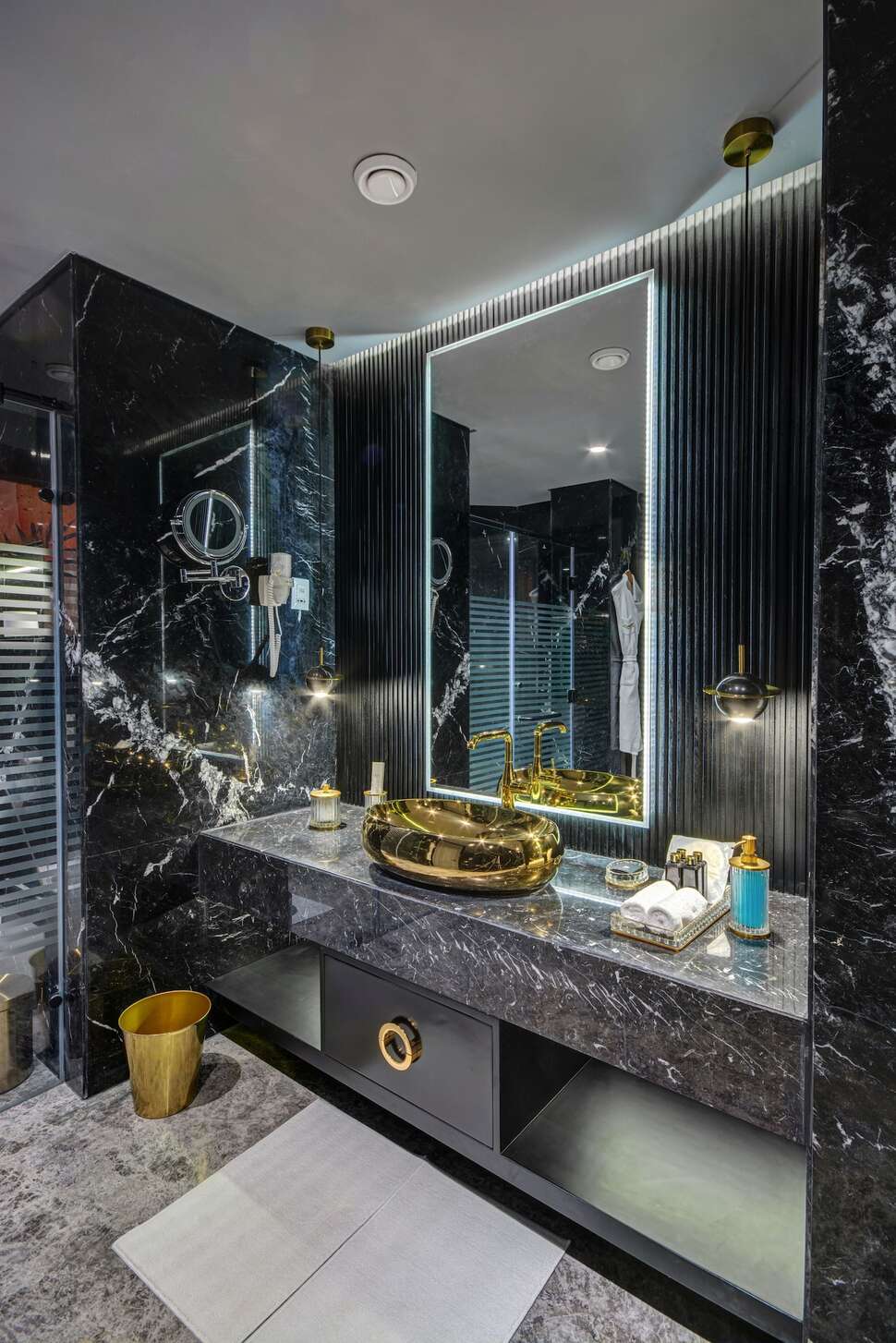 Ein Foto Triumph Luxury Hotel