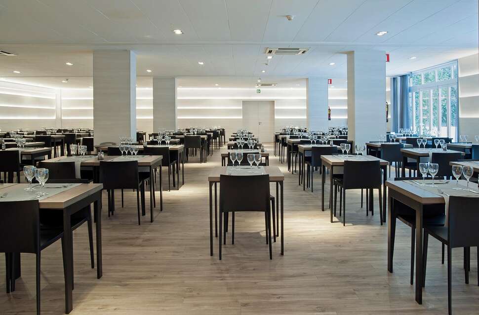 Een foto van de faciliteiten bij Hotel Bernat II