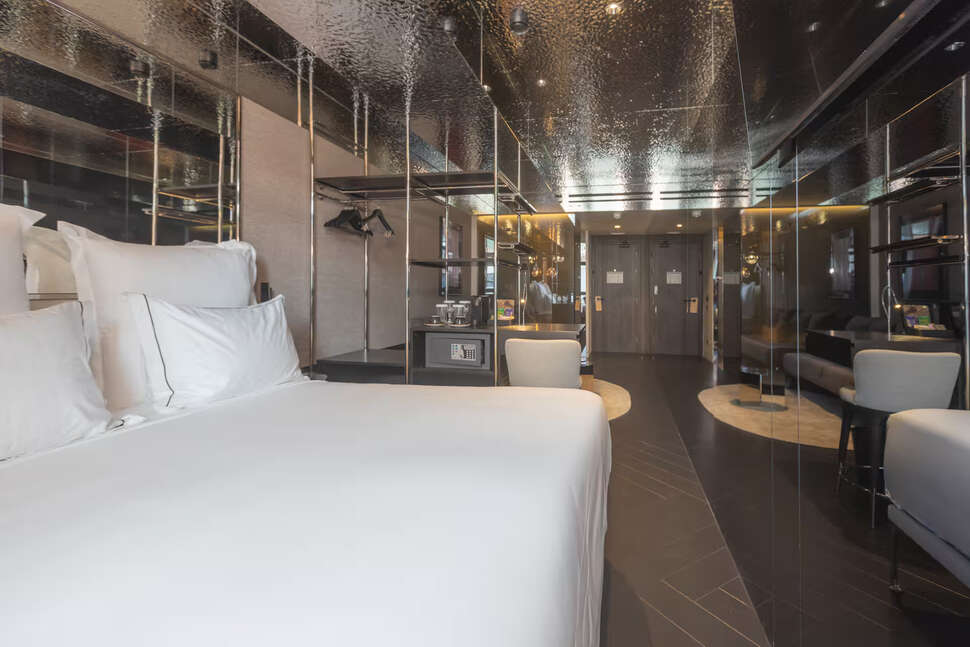 Een foto van Adia Aluma Athens Curio Collection by Hilton