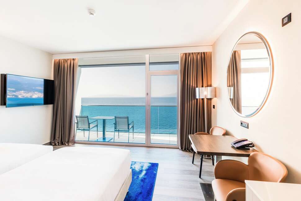 Ein Foto Hilton Rijeka Costabella Beach
