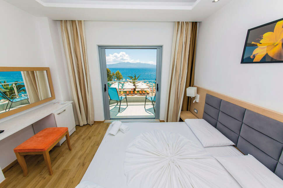 Ein Foto Saranda Palace Hotel