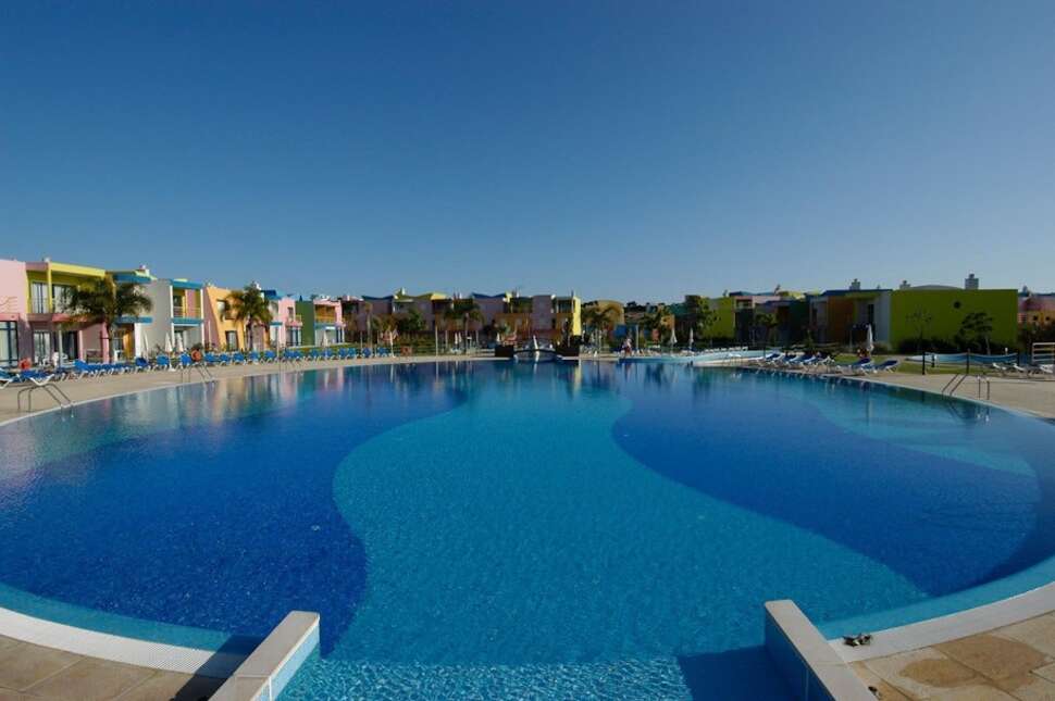 Een foto van het zwembad bij Orada Marina de Albufeira