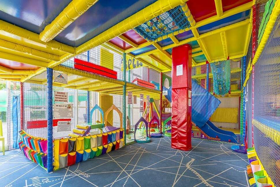 Ein Foto von den Einrichtungen im Explorers Hotel