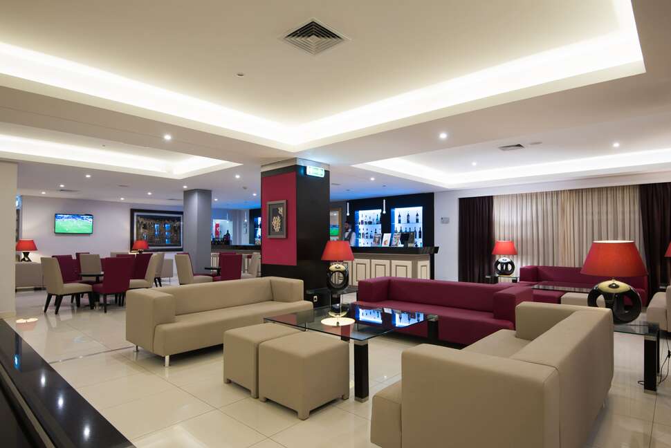 Een foto van het interieur van Vila Gale Atlantico