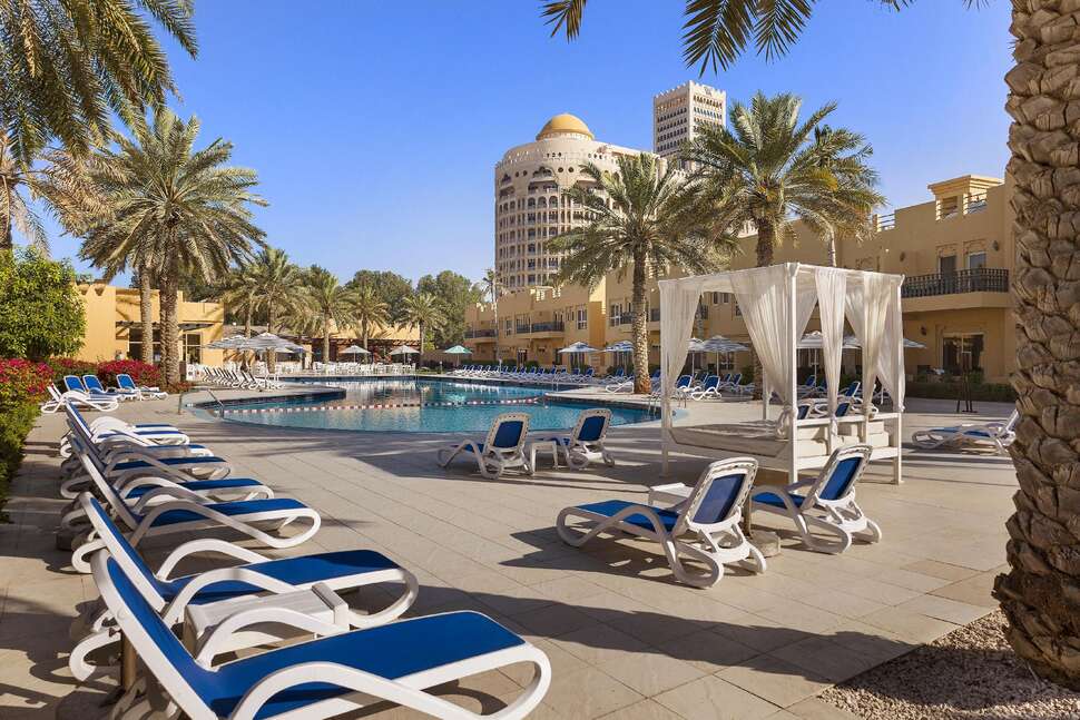 Een foto van Al Hamra Village Hotel